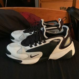 Nike air zoom 2000 black and white size 11.5 good condition